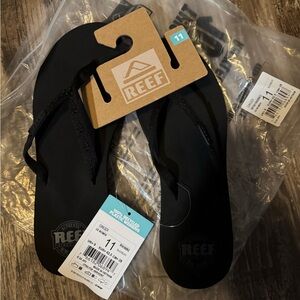 Reef Women's Black Sandals NWT